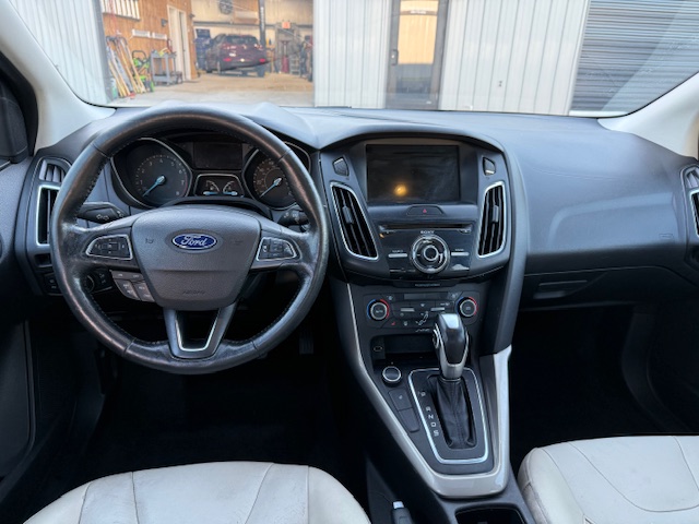 2017 Ford Focus Titanium - Photo 8
