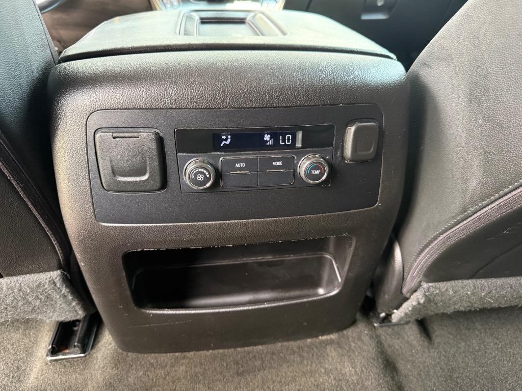2017 Chevrolet Tahoe LT - Photo 10