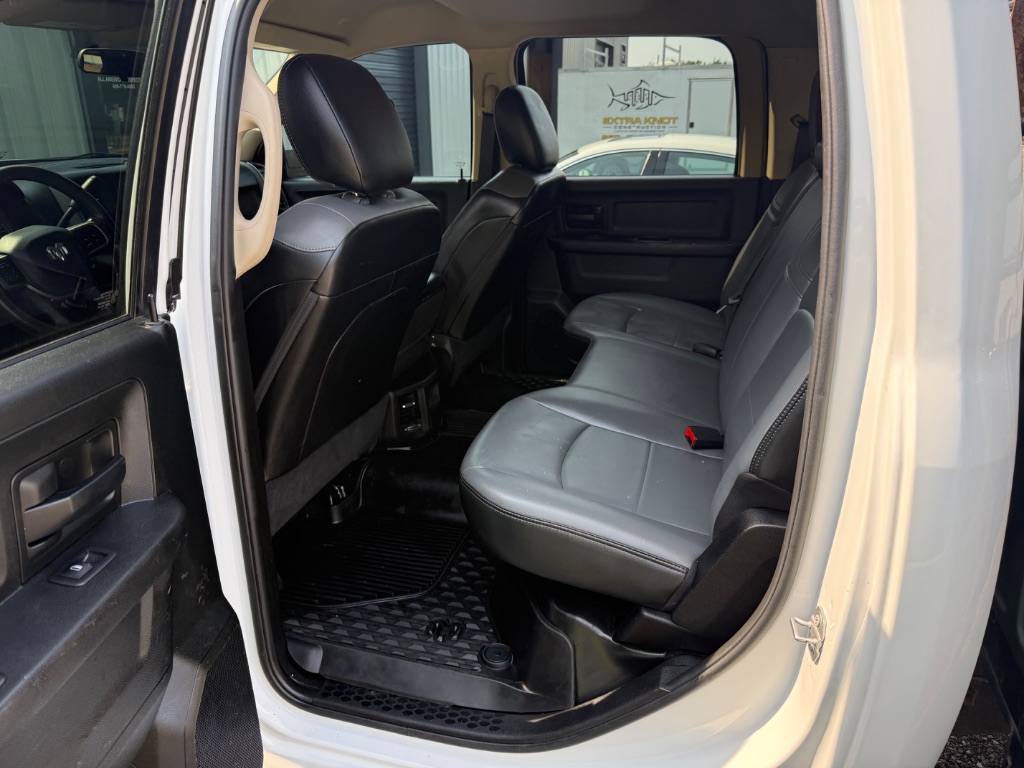 2020 RAM Ram 3500 Chassis Cab Tradesman - Photo 19